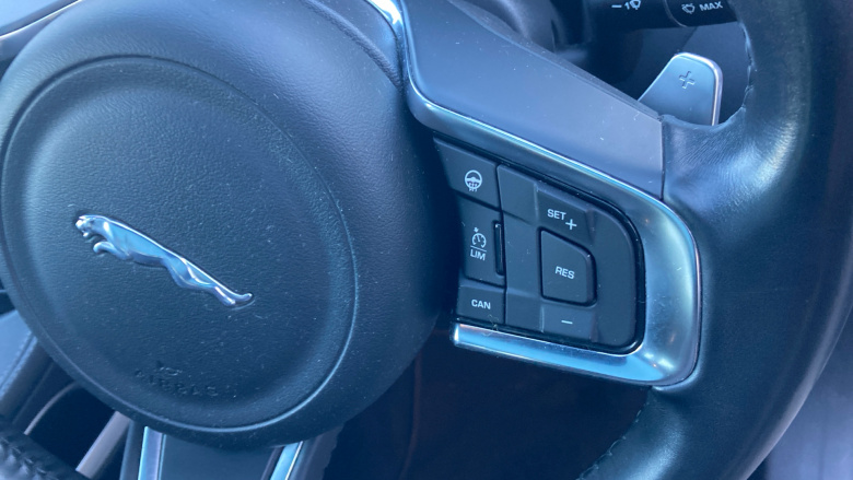 Jaguar F-Pace 3.0d V6 S 5dr Auto AWD Diesel Estate